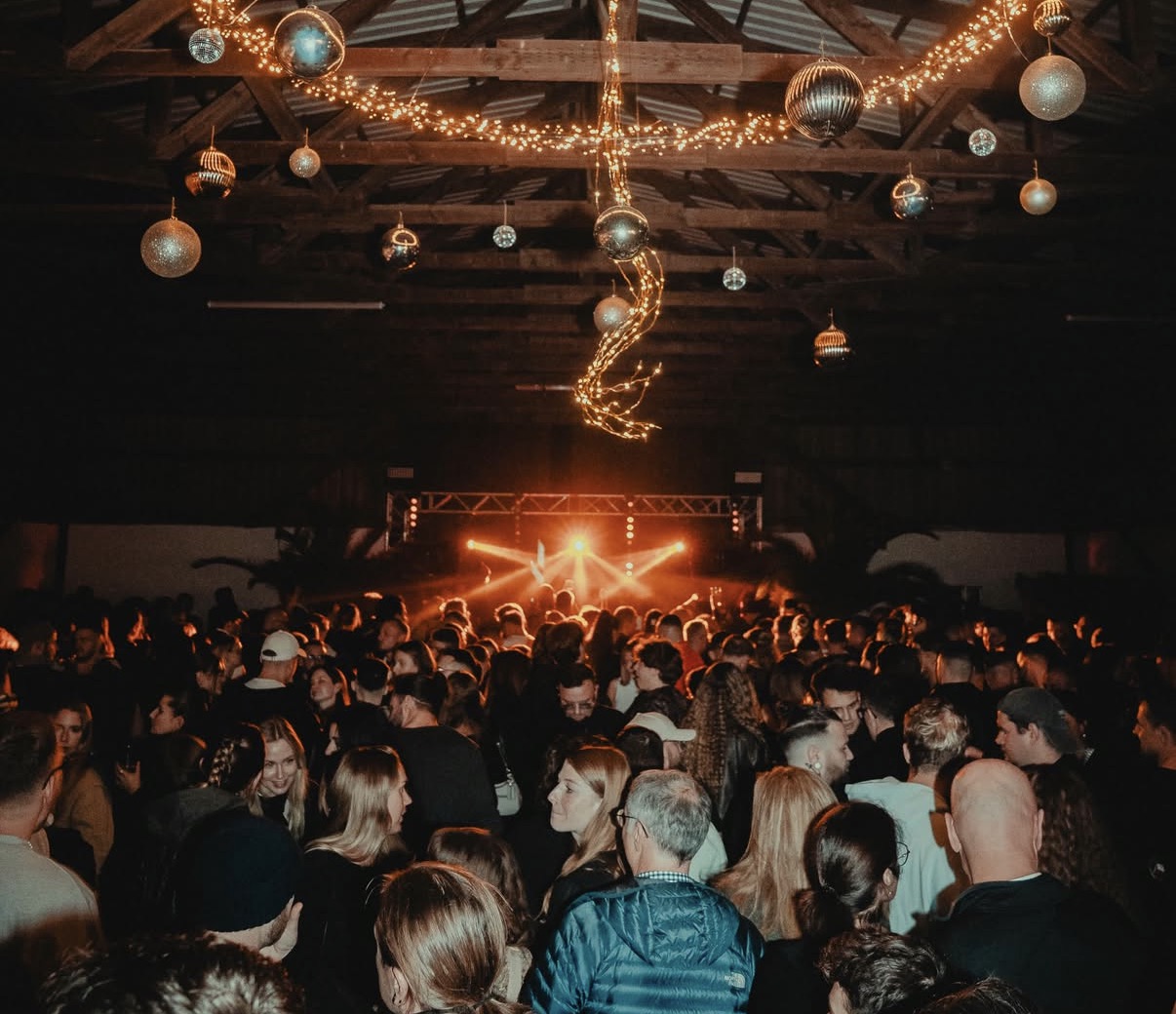 TILT Barn Pop-Up